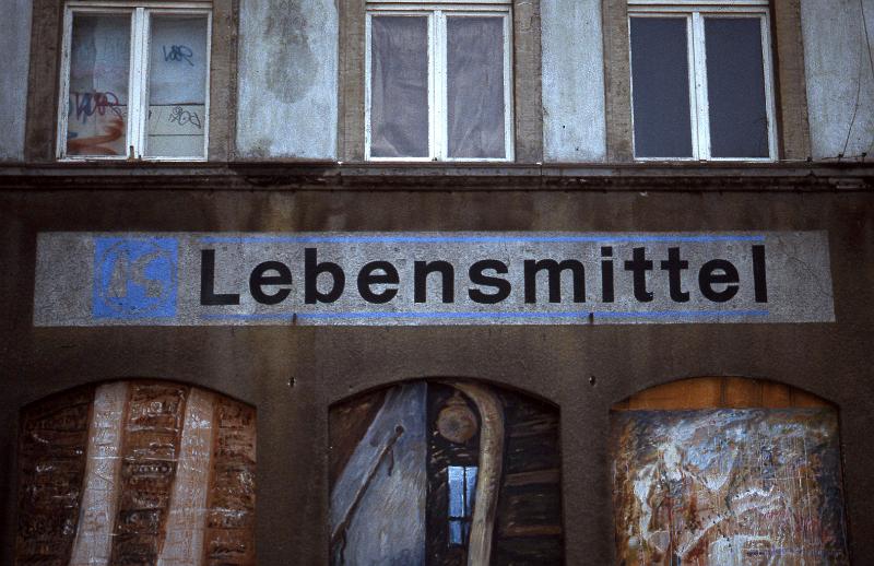 Meißen, Neumarkt-Ecke Hahnemannplatz, 1.12.1996.jpg